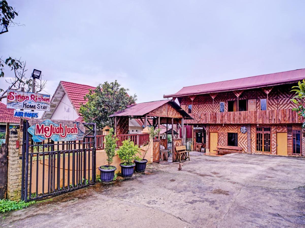 Oyo 90209 Dk Singarimbun Berastagi Homestay المظهر الخارجي الصورة