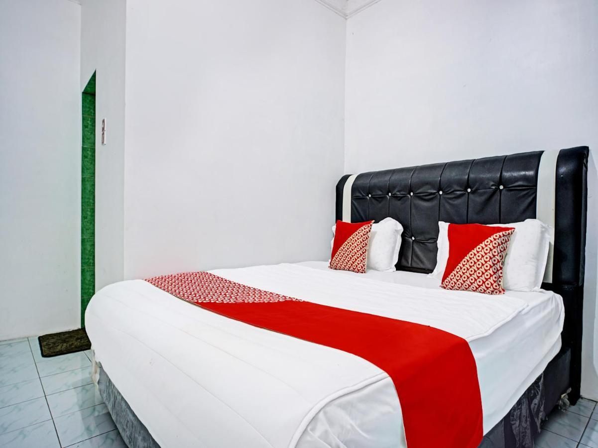 Oyo 90209 Dk Singarimbun Berastagi Homestay المظهر الخارجي الصورة